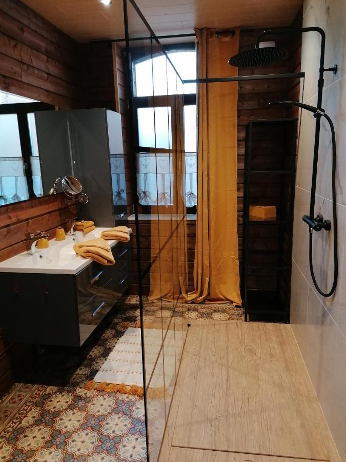 Maison D'Hote Les Notes Endormies Suite Le Refuge Walcourt Dış mekan fotoğraf
