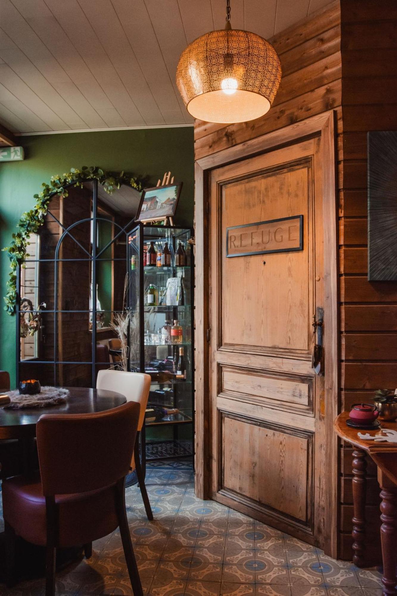 Maison D'Hote Les Notes Endormies Suite Le Refuge Walcourt Dış mekan fotoğraf