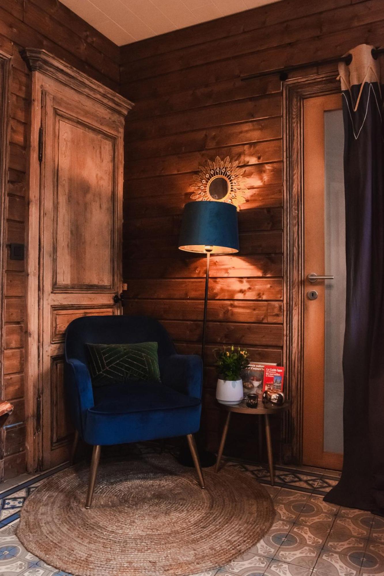 Maison D'Hote Les Notes Endormies Suite Le Refuge Walcourt Dış mekan fotoğraf