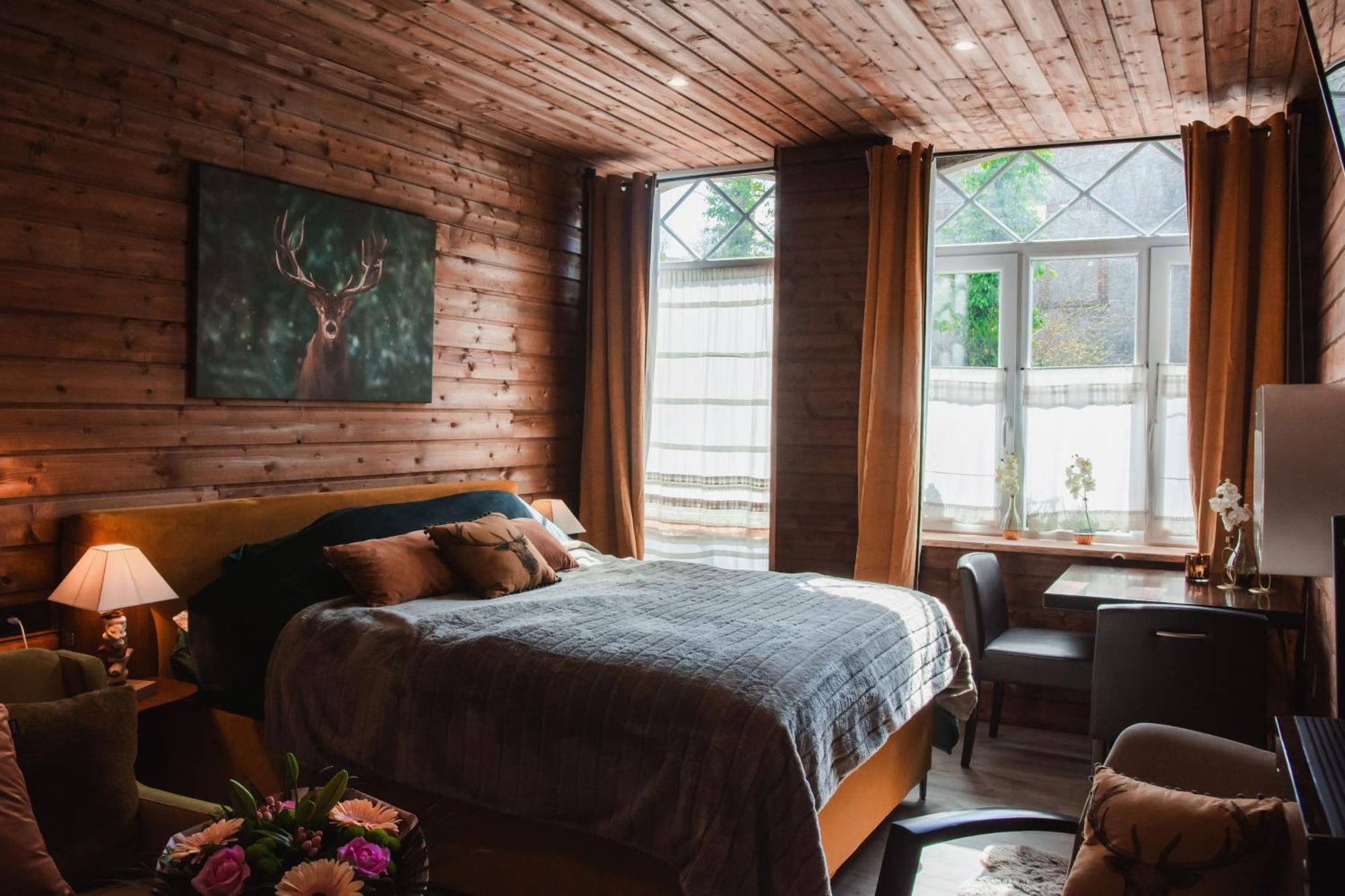 Maison D'Hote Les Notes Endormies Suite Le Refuge Walcourt Dış mekan fotoğraf